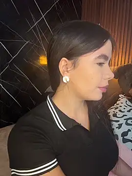 ValentinaEliot online show from 12-23-25, 02:09