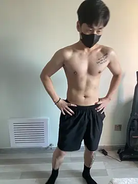 Snapshot of kimze7 chatting on 03-18-26, 11:52 kimze7 online show from 03-18-26, 11:52