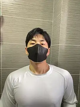 Snapshot of kimze7 chatting on 03-25-26, 12:27 kimze7 online show from 03-25-26, 12:27