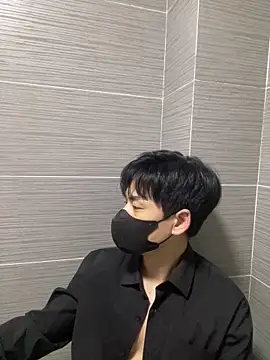 Snapshot of kimze7 chatting on 04-07-26, 03:23 kimze7 online show from 04-07-26, 03:23