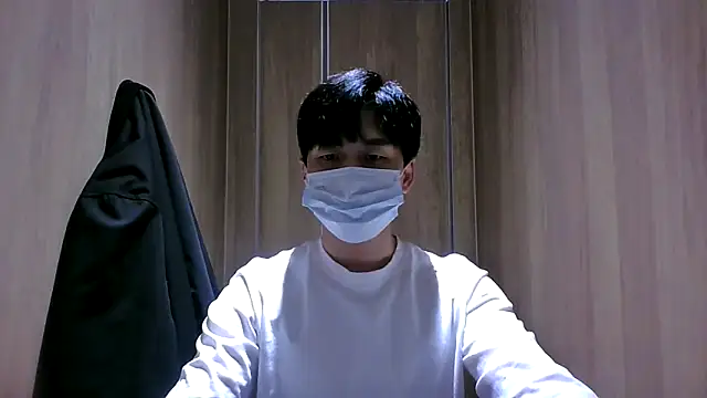 Snapshot of kimze7 chatting on 04-08-26, 08:14 kimze7 online show from 04-08-26, 08:14