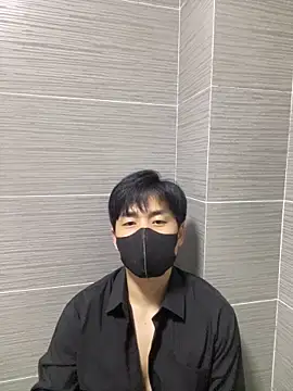 Snapshot of kimze7 chatting on 04-11-26, 01:37 kimze7 online show from 04-11-26, 01:37