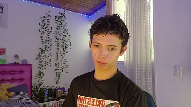 Snapshot of Dani_Dancer chatting on 06-21-26, 08:11 Dani Dancer online show from 06-21-26, 08:11