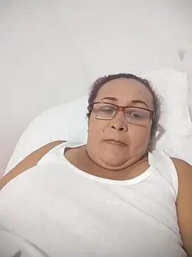 Snapshot of Nini_Love_ chatting on 03-02-26, 04:25 Nini Love online show from 03-02-26, 04:25