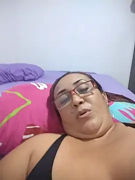 Snapshot of Nini_Love_ chatting on 03-19-26, 02:59 Nini Love online show from 03-19-26, 02:59