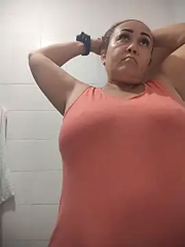 Snapshot of Nini_Love_ chatting on 04-02-26, 03:15 Nini Love online show from 04-02-26, 03:15