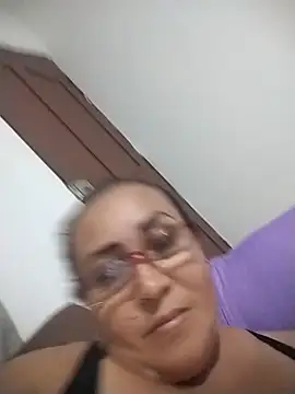 Snapshot of Nini_Love_ chatting on 04-03-26, 03:15 Nini Love online show from 04-03-26, 03:15