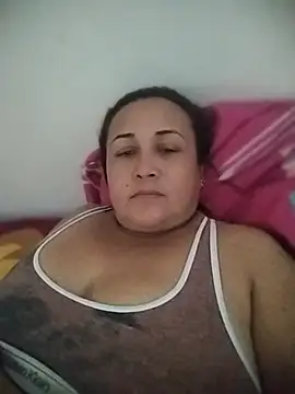 Snapshot of Nini_Love_ chatting on 05-18-26, 04:35 Nini Love online show from 05-18-26, 04:35