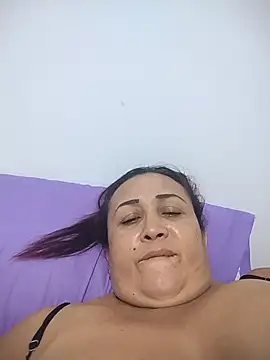 Nini Love  online show from 07-04-26, 06:08