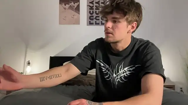 KiraSkys online show from 03-08-26, 11:08