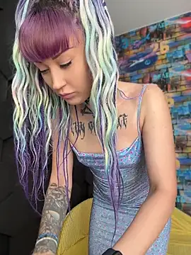 Tattoo  Moon online show from 05-29-26, 12:30