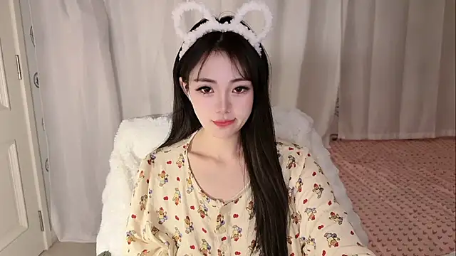 Snapshot of yuanbao8888 chatting on 02-11-26, 03:06 yuanbao8888 online show from 02-11-26, 03:06