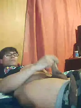 Snapshot of Alexander_696969 chatting on 06-21-26, 06:16 Alexander 696969 online show from 06-21-26, 06:16