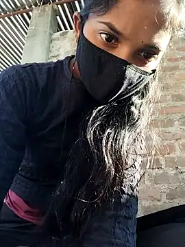 vivi sexe online show from 12-17-25, 09:48