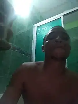 Snapshot of Andreskelly chatting on 04-12-26, 01:05 Andreskelly online show from 04-12-26, 01:05