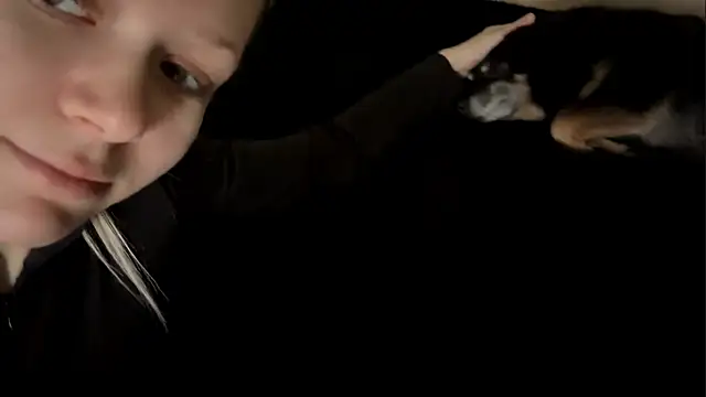 ZaidaSchwarten online show from 04-07-26, 05:30