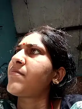 Snapshot of Chayna_singh chatting on 06-14-26, 02:09 Chayna singh online show from 06-14-26, 02:09