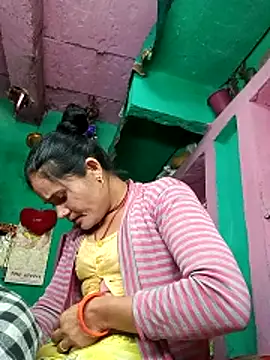 Snapshot of Kinjal_pande chatting on 12-20-25, 01:40 Kinjal pande online show from 12-20-25, 01:40