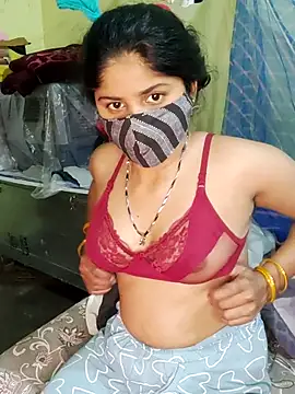 Snapshot of Cuple_masti72 chatting on 02-04-26, 05:19 Cuple masti72 online show from 02-04-26, 05:19