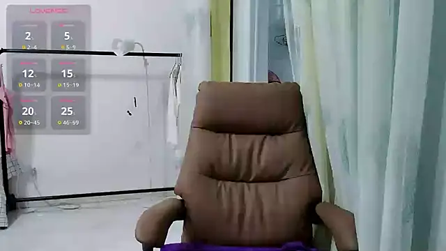 Leila-11 online show from 06-07-26, 10:52