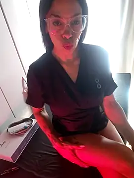 dulcemorela83 online show from 02-02-26, 04:38