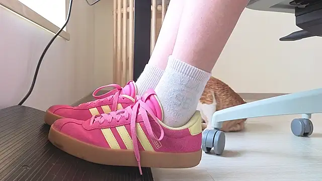 Feetbeth online show from 03-06-26, 06:59