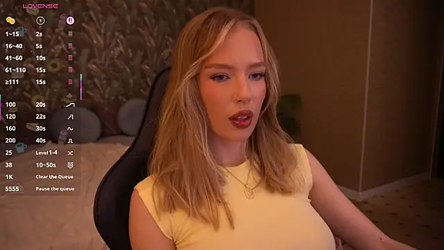 MollyyMayy online show from 05-23-26, 04:44