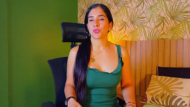 Snapshot of Sunny_River chatting on 05-11-26, 03:18 Sunny River online show from 05-11-26, 03:18
