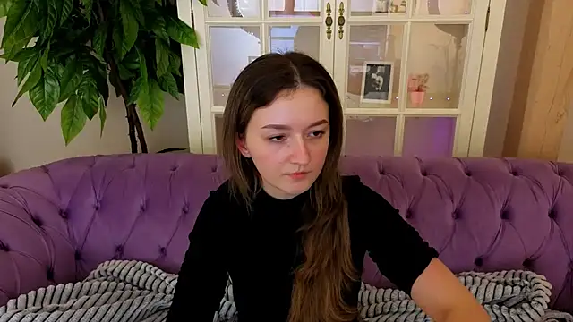 CyrenaLuxe online show from 03-20-26, 06:24