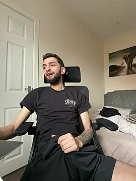 Juliann69Ramiro online show from 03-27-26, 01:11