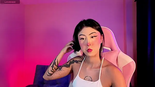 Snapshot of sharonbone chatting on 03-06-26, 04:53 sharonbone online show from 03-06-26, 04:53