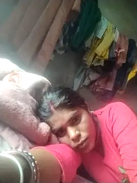 Snapshot of Sexy_Rajkumari123 chatting on 03-12-26, 05:13 Sexy Rajkumari123 online show from 03-12-26, 05:13