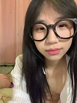 luck-005 online show from 05-25-26, 03:07