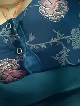 Snapshot of teena-11 chatting on 06-14-26, 08:38 teena-11 online show from 06-14-26, 08:38