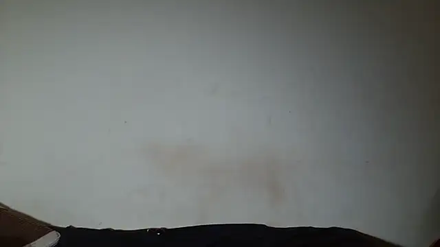 Snapshot of Yellowmellow01 chatting on 03-15-26, 10:05 Yellowmellow01 online show from 03-15-26, 10:05