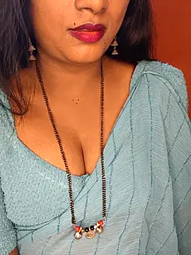 Snapshot of Rachu_love chatting on 04-25-26, 04:59 Rachu love online show from 04-25-26, 04:59