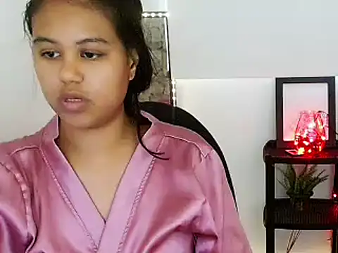Snapshot of Shawnycarson chatting on 06-25-26, 06:23 Shawnycarson online show from 06-25-26, 06:23