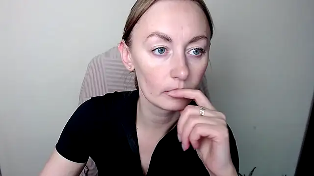 LiaSeass  online show from 01-10-26, 09:33