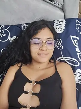 DAFNNEE HOT online show from 05-19-26, 03:40