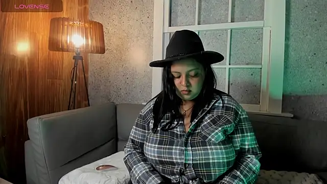 EVANGELIINE 21 online show from 01-08-26, 07:05