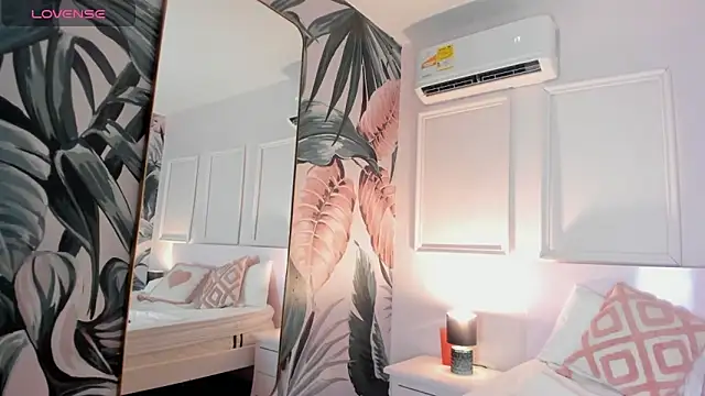 EVANGELIINE 21 online show from 02-07-26, 06:55