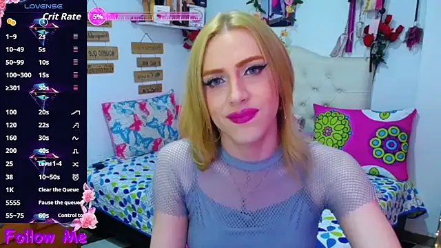 Snapshot of golden_girl01 chatting on 03-21-26, 08:34 golden girl01 online show from 03-21-26, 08:34