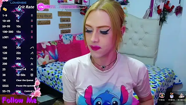 Snapshot of golden_girl01 chatting on 03-22-26, 09:18 golden girl01 online show from 03-22-26, 09:18