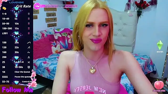 Snapshot of golden_girl01 chatting on 04-03-26, 06:17 golden girl01 online show from 04-03-26, 06:17