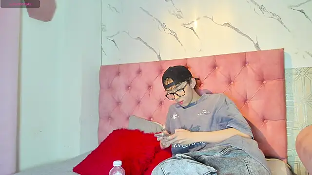 double temptation2 online show from 12-17-25, 08:59