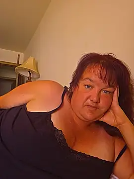 Snapshot of mavis07 chatting on 07-13-26, 01:03 mavis07 online show from 07-13-26, 01:03
