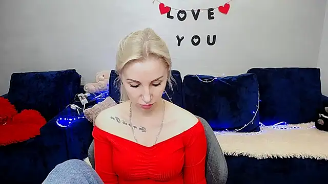 Hanna--Sweet online show from 04-18-26, 02:32