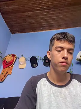 Juan Gomezz26 online show from 03-19-26, 08:24