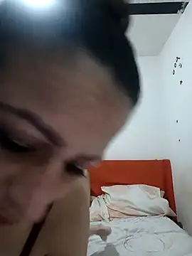 DanteYCeleste online show from 01-15-26, 05:23