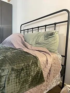 YourSlutQueen online show from 03-20-26, 11:48